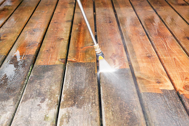 Best Factory Floor Cleaning  in Graceville, FL